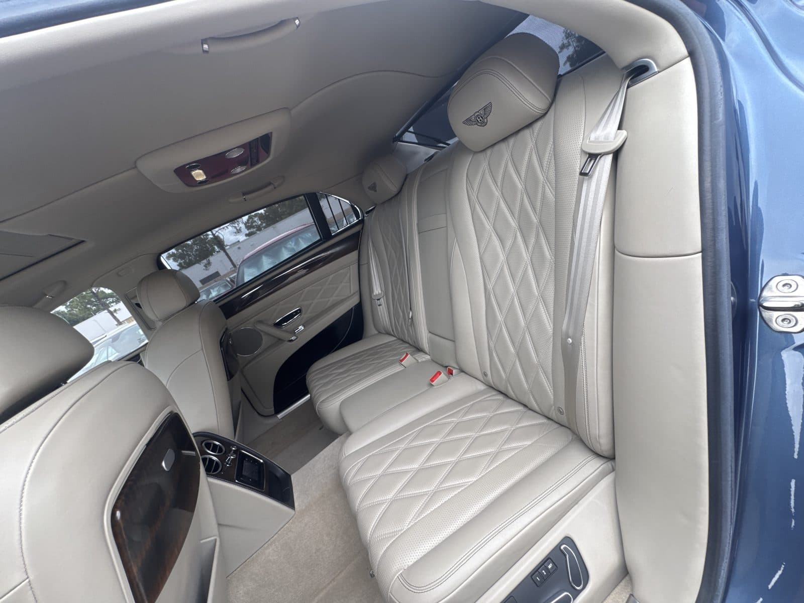 2014 Bentley Flying Spur pre-purchase inspection — interior cabin photo