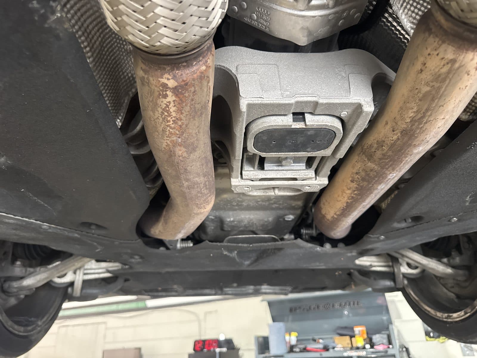 2014 Bentley Flying Spur pre-purchase inspection — undercarriage photo