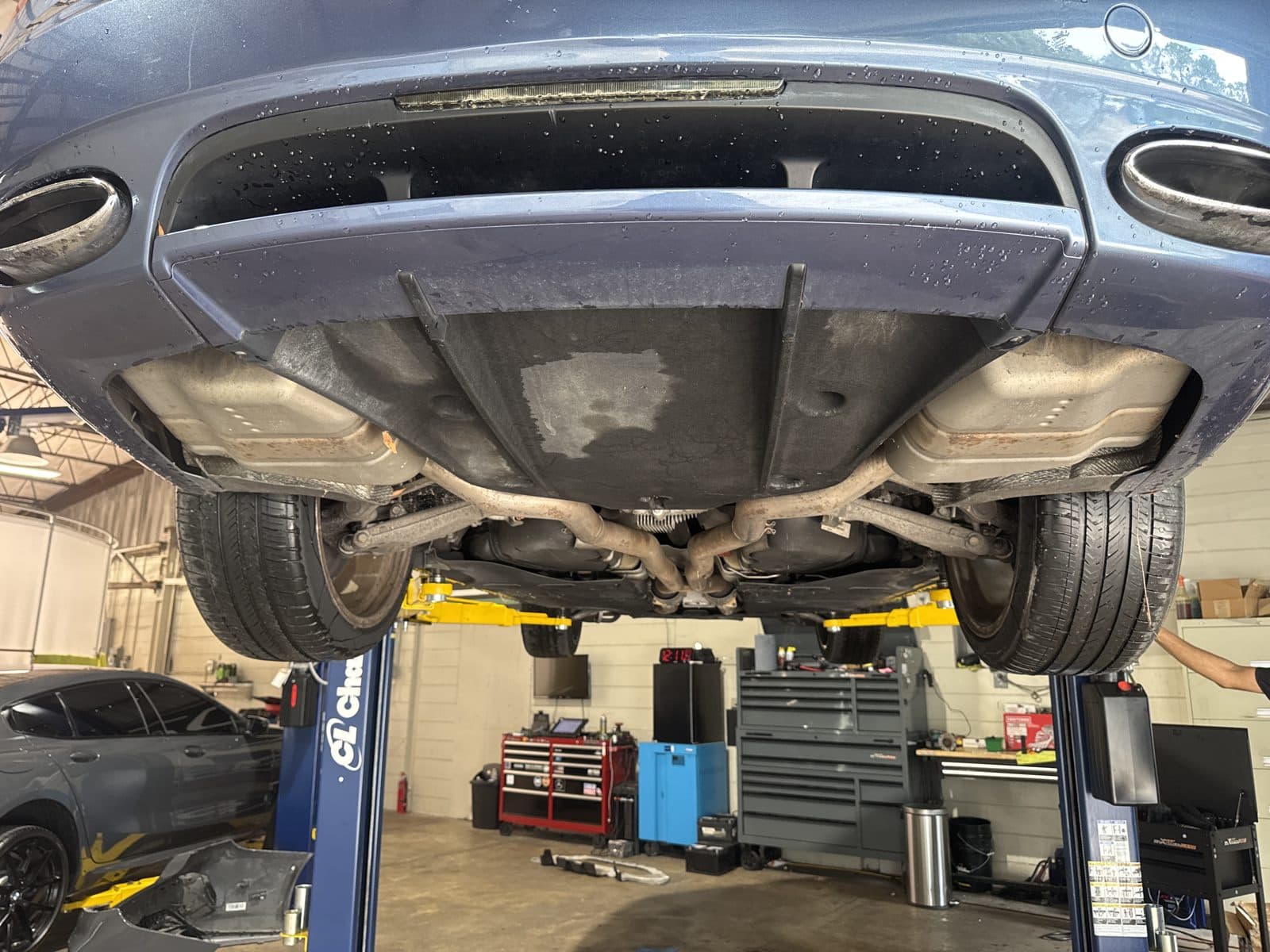 2014 Bentley Flying Spur pre-purchase inspection — undercarriage photo