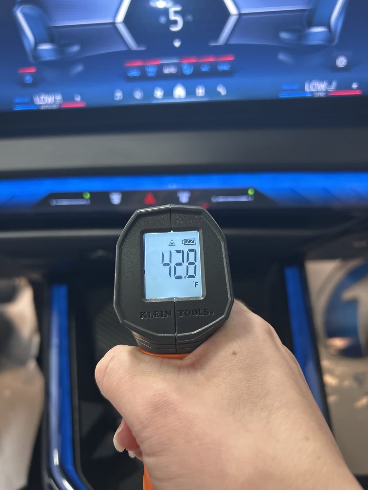 2026 BMW X3 M50 xDrive pre-purchase inspection — A/C vent temperature reading photo